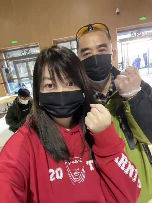 岂曰无衣，与子同裳——奋战在武汉抗疫一线的泰盛人.jpg